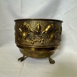 Vintage Brass Planter - Seashells & Vines